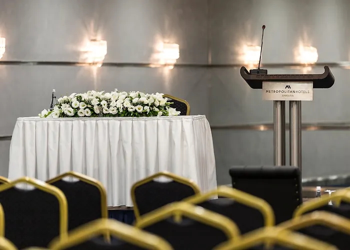 Hotel Metropolitan 5*